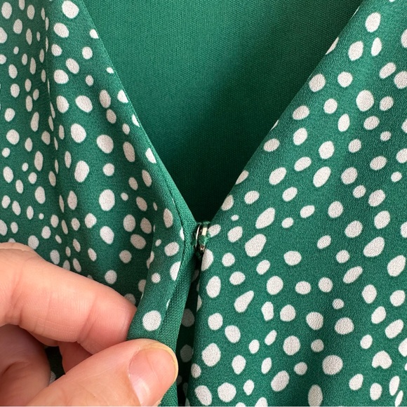 Sienna Sky Green White Polka Dot Vneck Faux Wrap Dress Dress Women’s Size Small - Picture 5 of 13